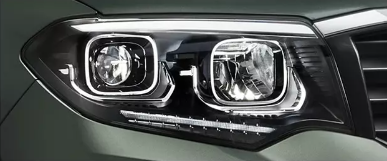 Scorpio-N headlamps